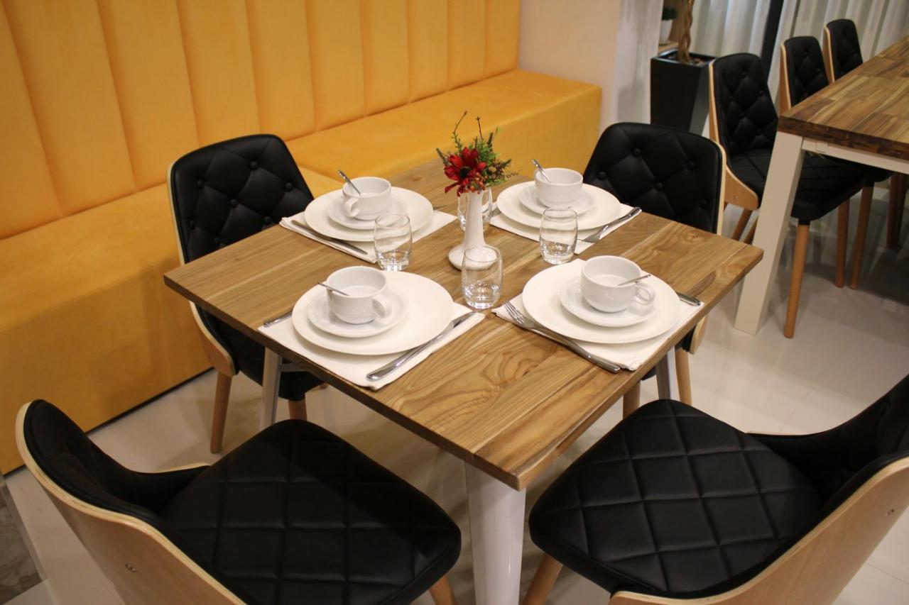 Park Hotel Tirana Exterior photo