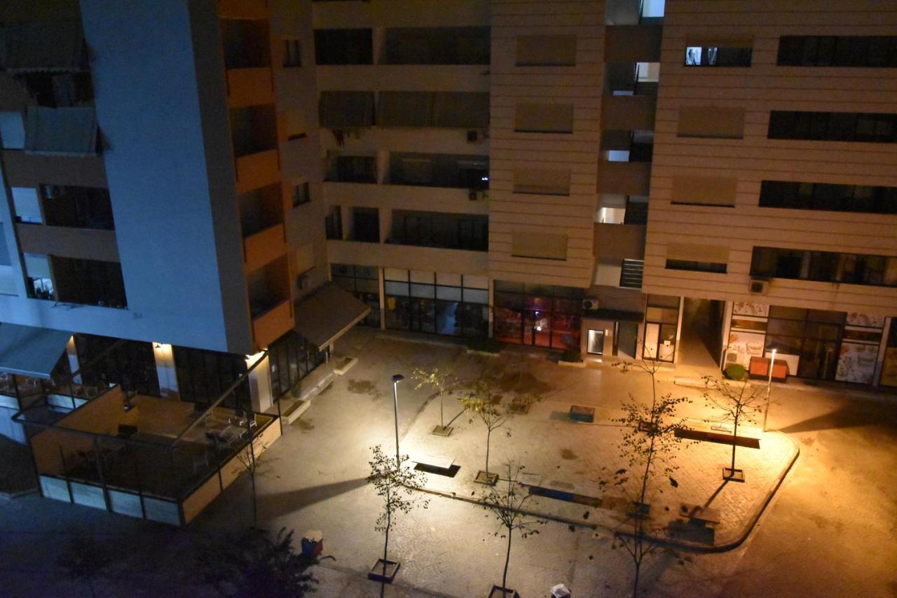 Park Hotel Tirana Exterior photo